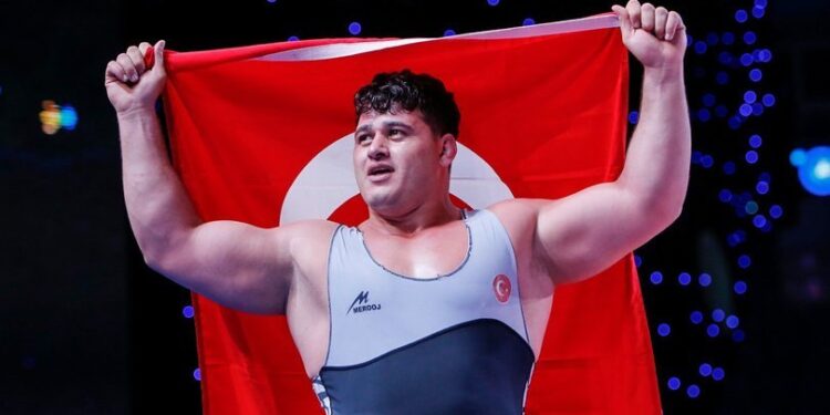 Rıza Kayaalp, 10. kez şampiyon!