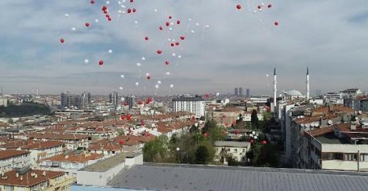 101 okuldan 101 balon gökyüzüne bırakıldı