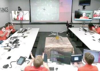 NASA’dan bir ilk! Mars’ta hava aracı uçurdular