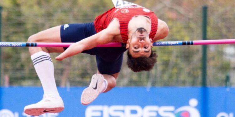 Milli atletlerden 14 madalya