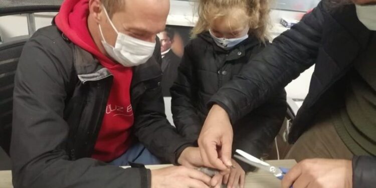 Rizeli minik Masal’ın güvercin kurtarma operasyonu