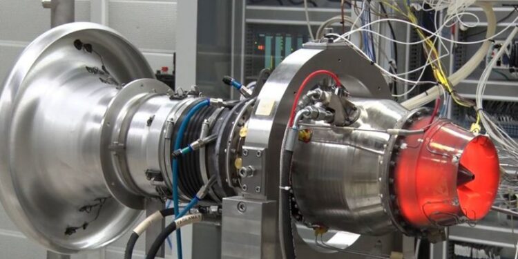 Yerli füze motorundan dünya rekoru