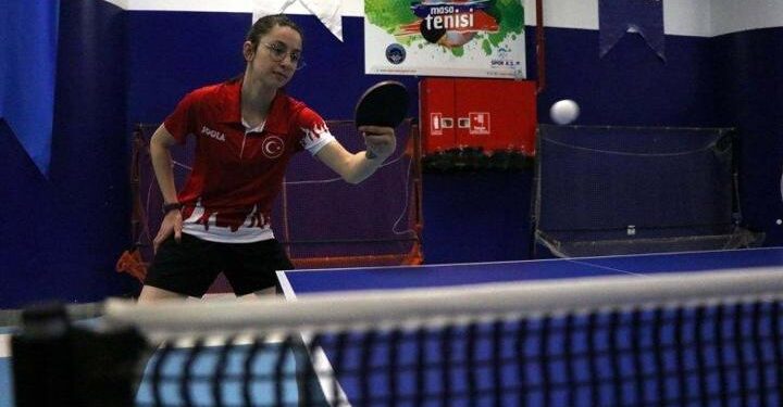 Özge Yılmaz dünya sıralamasında 16. oldu