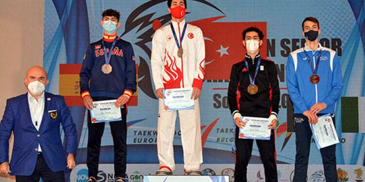 Milli tekvandoculardan 5 madalya