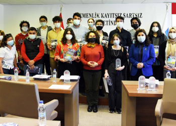 Bütün gençler birinci