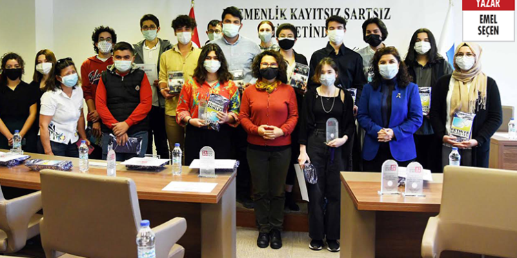 Bütün gençler birinci