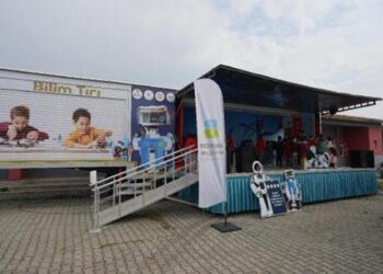 Balıkesir Büyükşehir Belediyesi Bilim TIR’ı yolculuğuna başladı