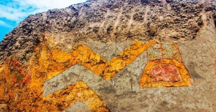 Peru’da 3 bin 200 yıllık tapınak keşfedildi