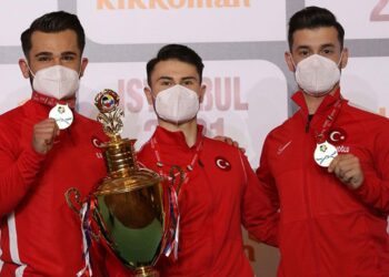 Milli sporculardan 9 madalya