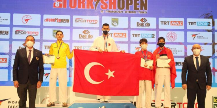 Milli tekvandoculardan 3 madalya