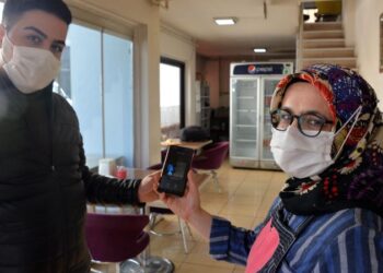 Kadın girişimci, dijital para ile gözleme satıyor