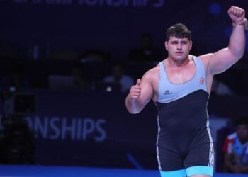 Güreşçilerden İtalya’da 3 madalya