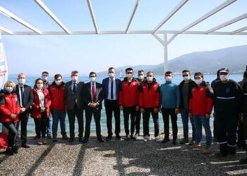 Bodrum’da dalgıçların yaptığı deniz dibi temizliğinde yarım ton atık toplandı