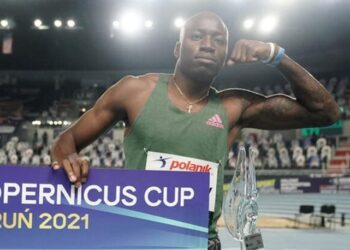 27 yıllık dünya rekorunu kırdı!