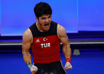 Milli halterci Furkan Özbek Avrupa şampiyonu oldu