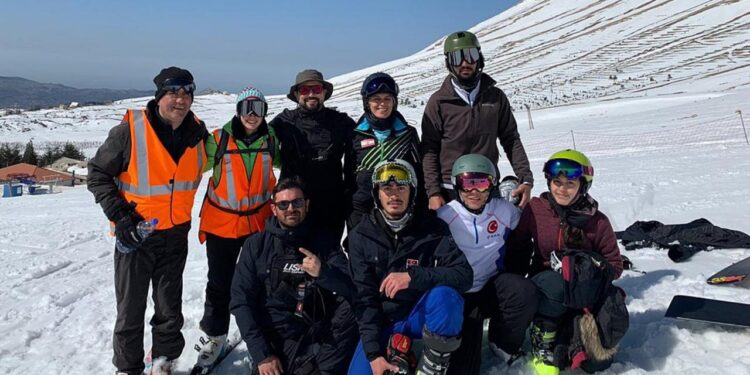 Milli snowboardculardan 10 madalya
