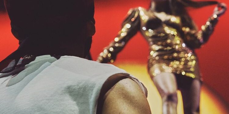 ‘Romeo & Juliet’ bu akşam Miray Daner ve Kerem Arslanoğlu’nun performansı ile sahnede