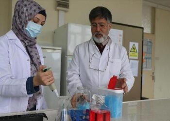 Propolisten koruyuculuk düzeyi yüksek cerrahi maske geliştirildi