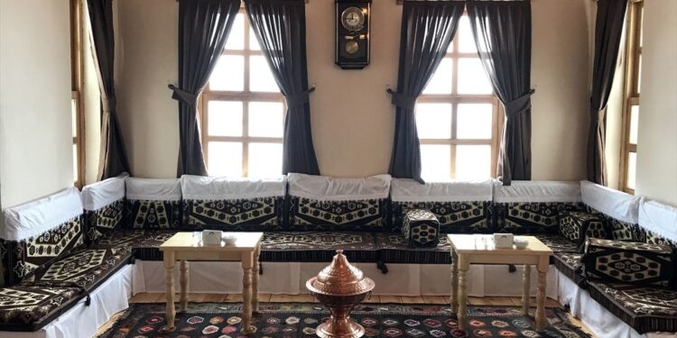 Bayburt’un kadim kültürü ‘Bilgi Evi’ ile yaşatılıyor
