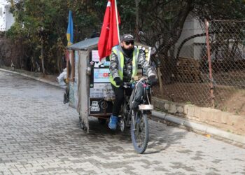Arjantinli gezgin, bisikletiyle dünyayı geziyor