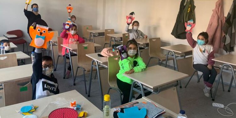 İzmir’de depremzedeler için “Çocuk ve Gençlik Merkezi” kuruldu