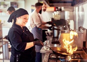 İş geliştirme hibesiyle girişimci kadınlara destek