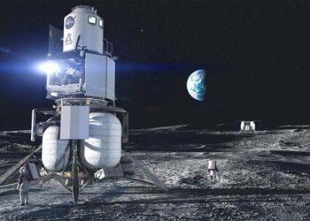 Blue Origin yörünge altı mekiğinin insansız test uçuşunu yaptı