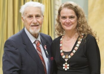 Kanada tarihinde bir ilk! Şeref Madalyası aldı