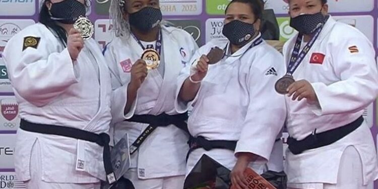 Milli judocu Kayra Sayit, Doha Masterler turnuvasında bronz madalyanın sahibi oldu
