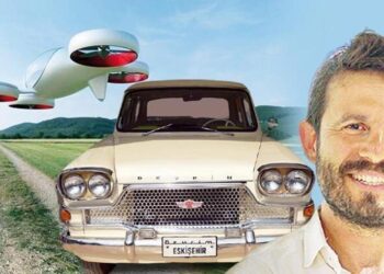 Uçan otomobil tasarımlarını tamamladı! Dedesinin izinde