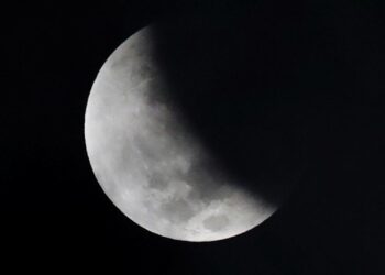 NASA’nın Lucy görevi yeni bir Ay keşfetti