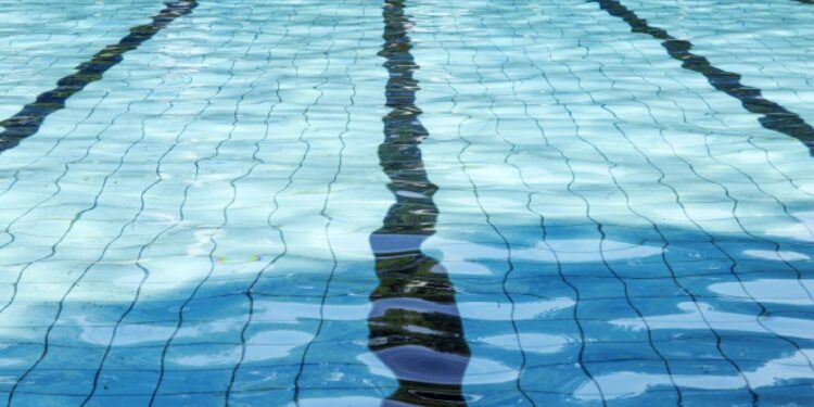 Fransa’da ‘vergisiz havuz keyfi’ yapay zekaya takıldı