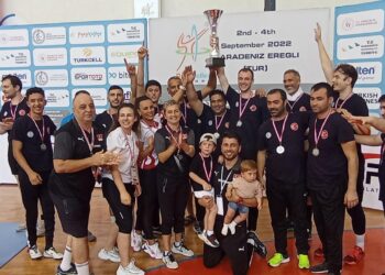 Milliler Oturarak Voleybol Gümüş Ligi’nde ikinci oldu