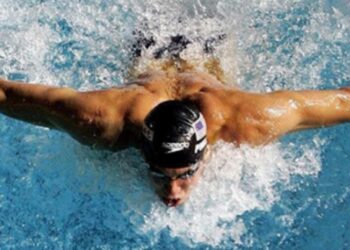 Milli sporcu Ahmet Nakkaş rekor kırarak şampiyon