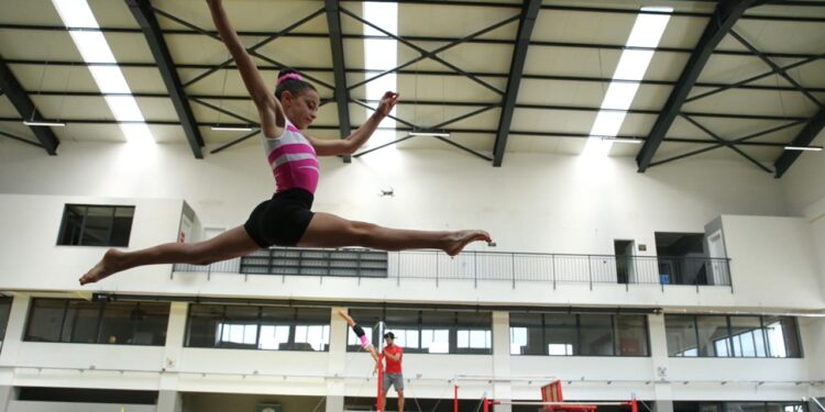 Cimnastikçi fabrikasında yıldız sporcular yetiştiriliyor