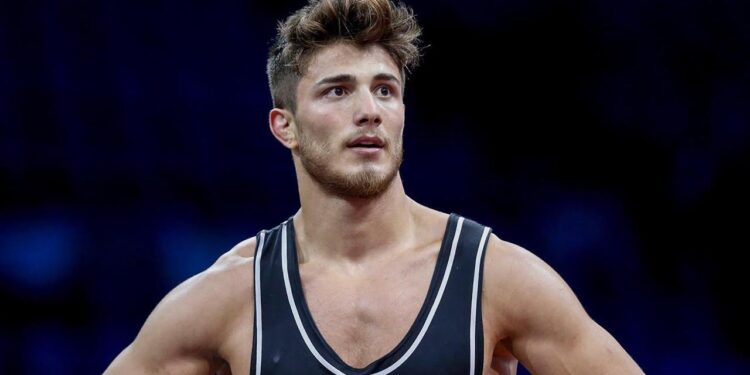 Milli güreşçi Yunus Emre Başar: Hepimizin birinci önceliği şampiyonluk