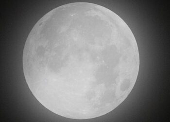 Çin, Ay’da yeni mineral keşfetti