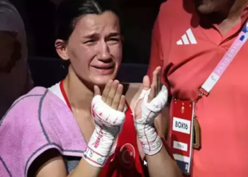 Milli boksör Hatice Akbaş, Paris 2024’te adını finale yazdırdı!