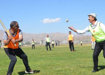 Hakkari’nin beyzbolu “holane” tanıtıldı