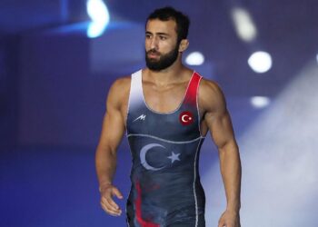 Milli güreşçi Burhan Akbudak Dünya Şampiyonası’nda finalde