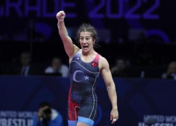 Yasemin Adar Yiğit: Bayrağımızı dalgalandırıp, İstiklal Marşımızı okutacağız