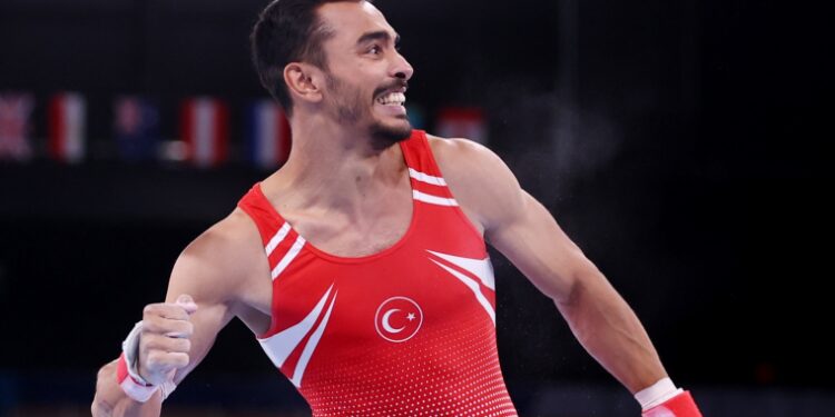 Son dakika… Ferhat Arıcan, cimnasitkte bronz madalya kazandı!