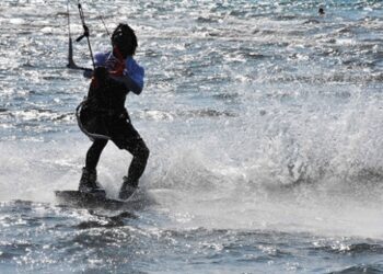 Dünyaca ünlü sörfçüler Gökova Körfezi’nde yarışacak
