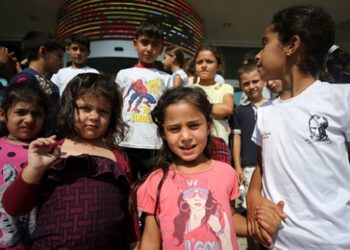 Çocuklar fındık tarlasından alınıp sinemaya götürüldü