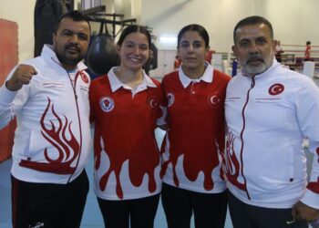 Yıldız boksörler bu kez altın madalya peşinde