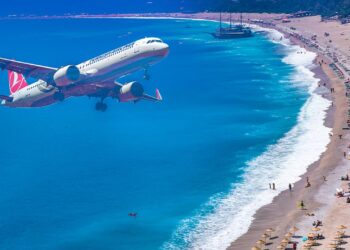 Turizm cennetlerine ilgi havalimanlarına yansıdı