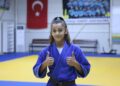 13 yaşında şampiyon milli judocu Ezgi Topçu hedef büyüttü