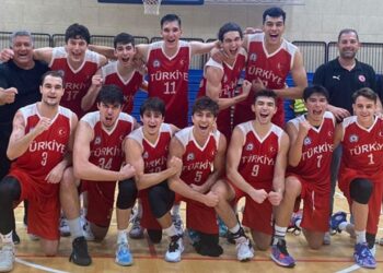 Dünya Liseler Basketbol Şampiyonası’nda dünya 2’nciliği ve 7’nciliği Türkiye’nin