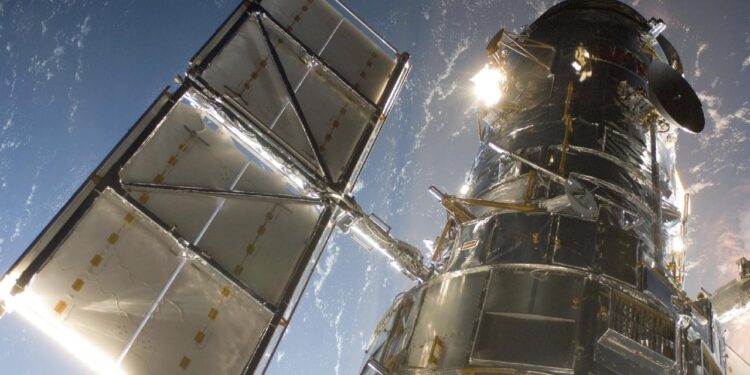 NASA ve SpaceX, Hubble’ın ömrünü uzatmak için çalışma yürütecek