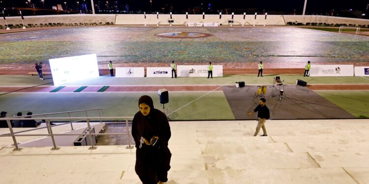Futbol sahası büyüklüğündeki dev tablo Guinness Rekorlar Kitabı’na girdi
